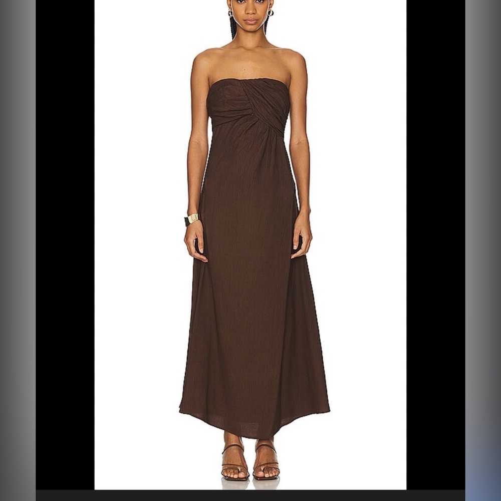 Seaira A-line Maxi Dress in‎ Cocoa Bean
SOVERE size M in EUC